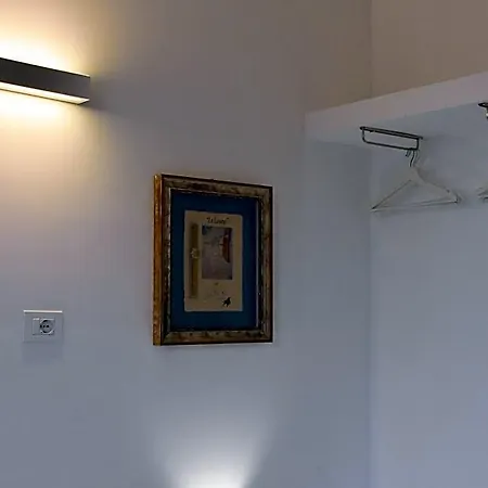 La Casa Nel Borgo Antico מלפי