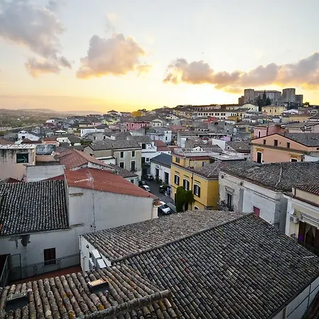 La Casa Nel Borgo Antico Hotel *