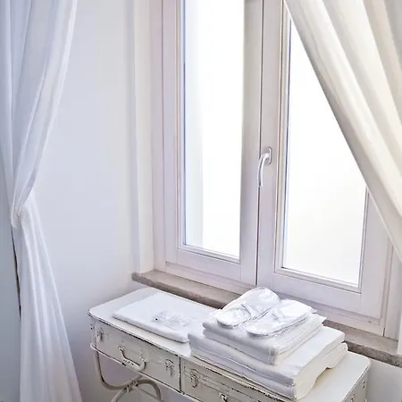 מלון La Casa Nel Borgo Antico מלפי