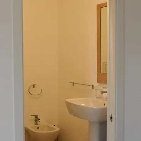 La Casa Nel Borgo Antico מלון